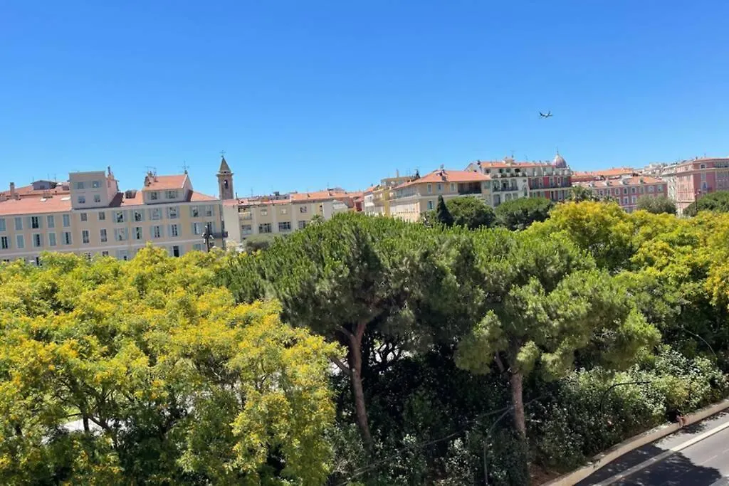 Spacious 3 Bedroom Flat Nice Center - Magnificent View-Parking Apartment