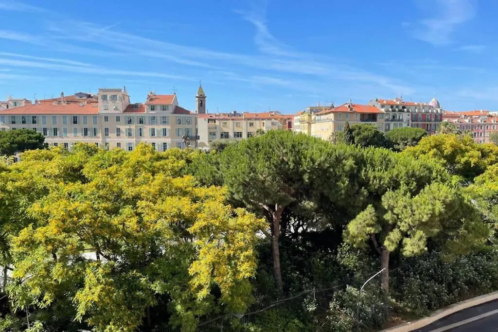公寓 Spacious 3 Bedroom Flat Nice Center - Magnificent View-Parking