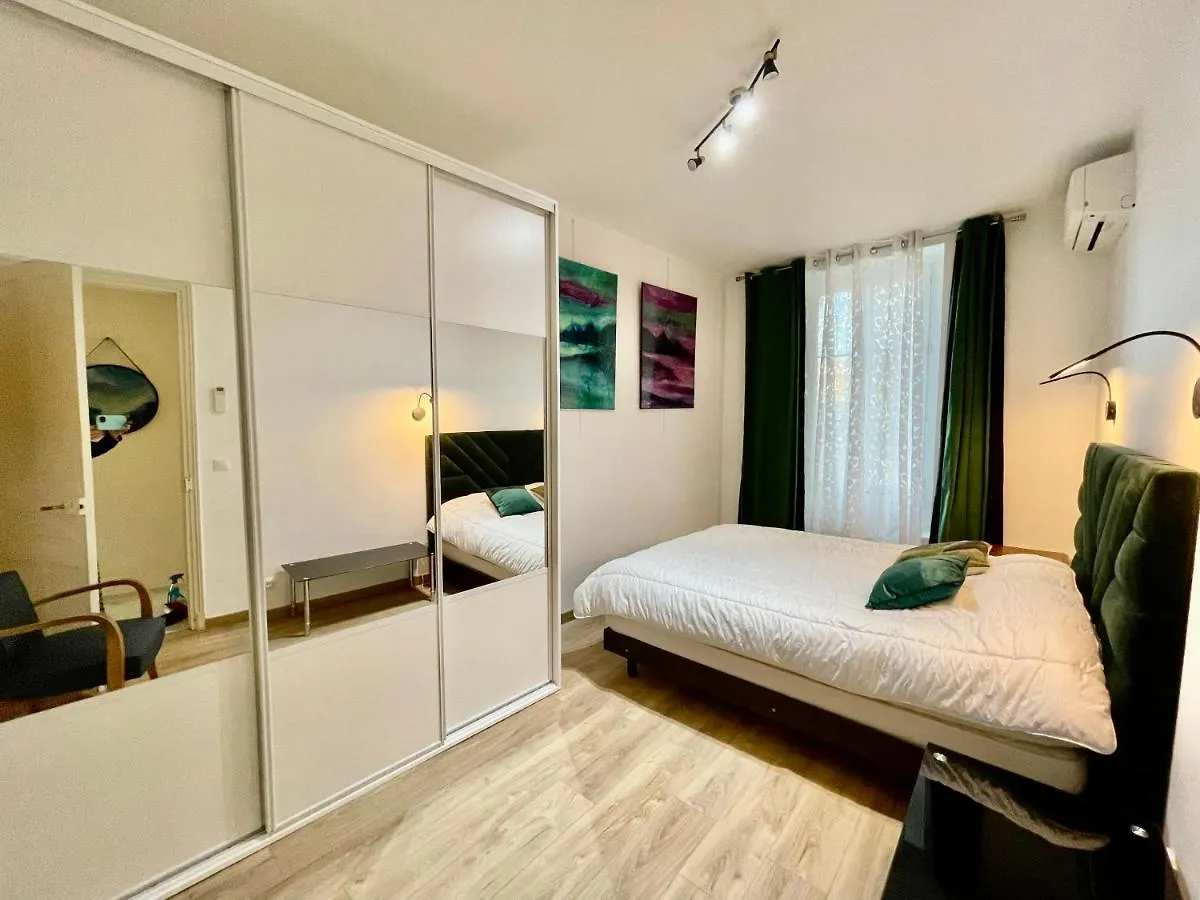 公寓 Spacious 3 Bedroom Flat Nice Center - Magnificent View-Parking