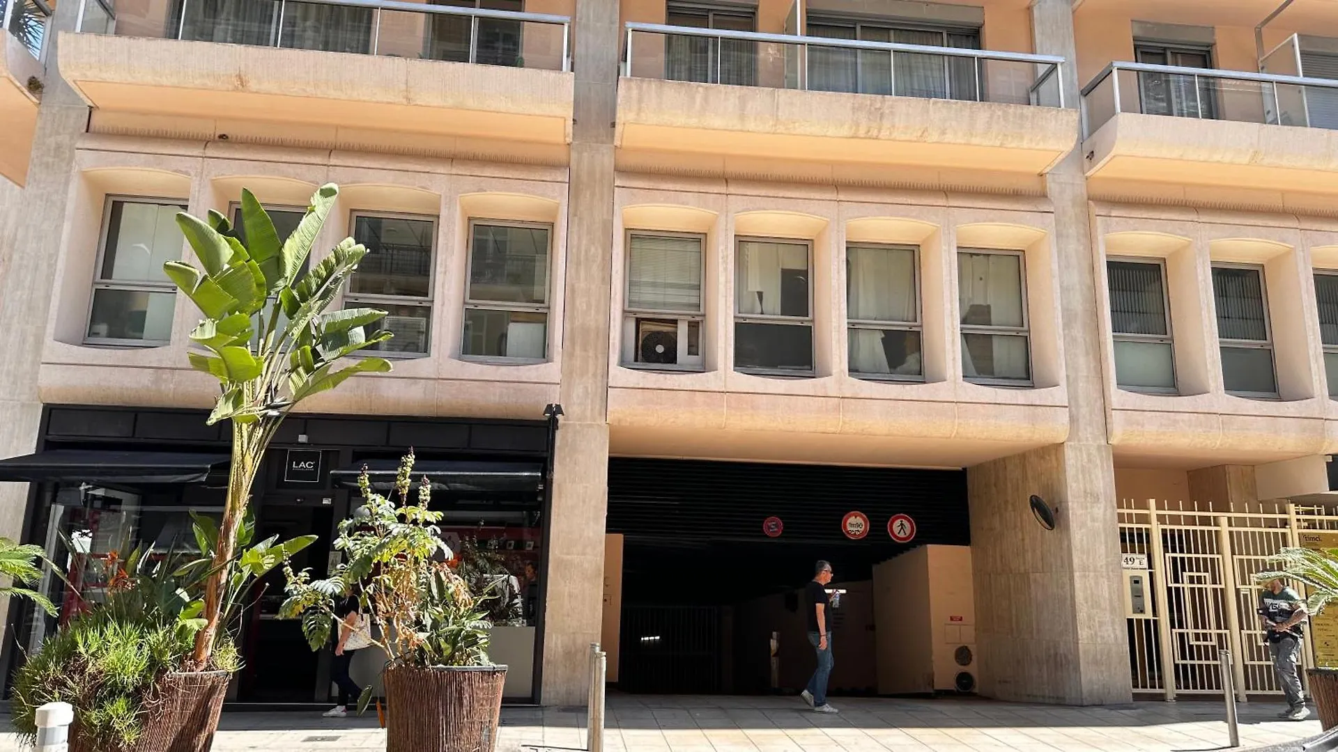 公寓 Spacious 3 Bedroom Flat Nice Center - Magnificent View-Parking